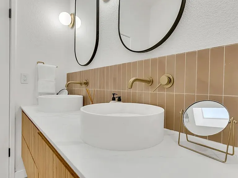 8712 Celery Ct — Photo 14