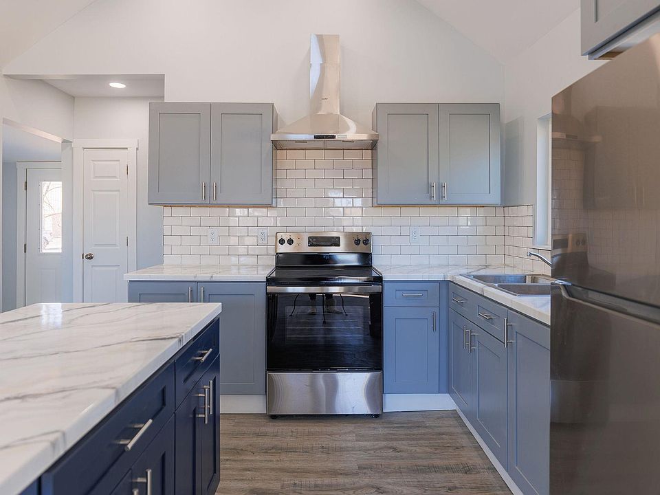 301 Poplar St, Wamego, KS 66547 Zillow