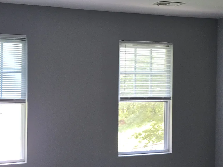 5152 Selene Dr — Photo 16