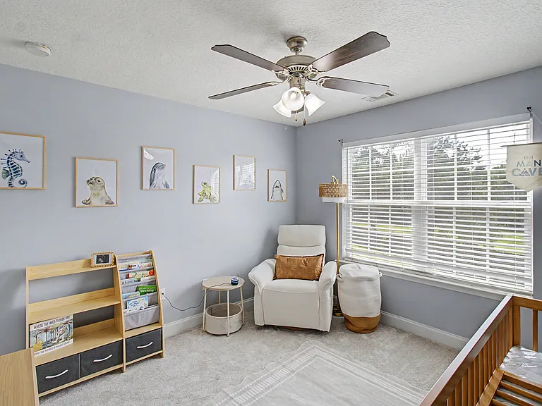 151 Lincoln Way NE — Photo 28