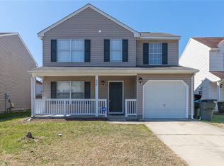 320 Circuit Ln, Newport News, VA 23608