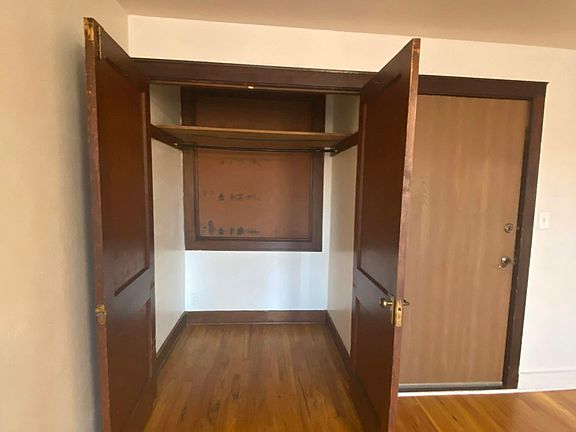 4th image of 609 Saint Joseph St #12