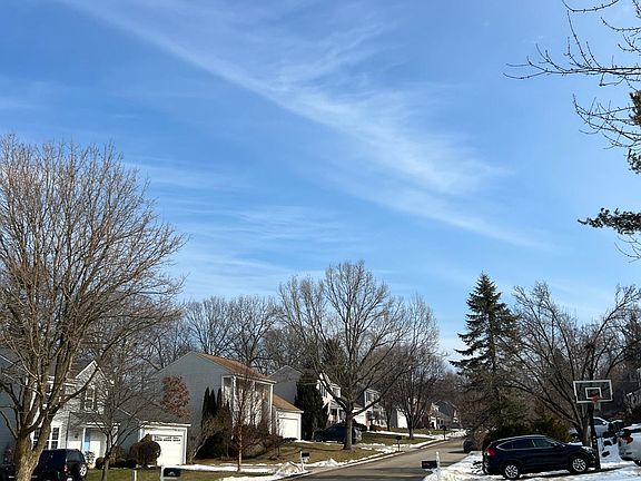 5th image of 537 Arlington Dr