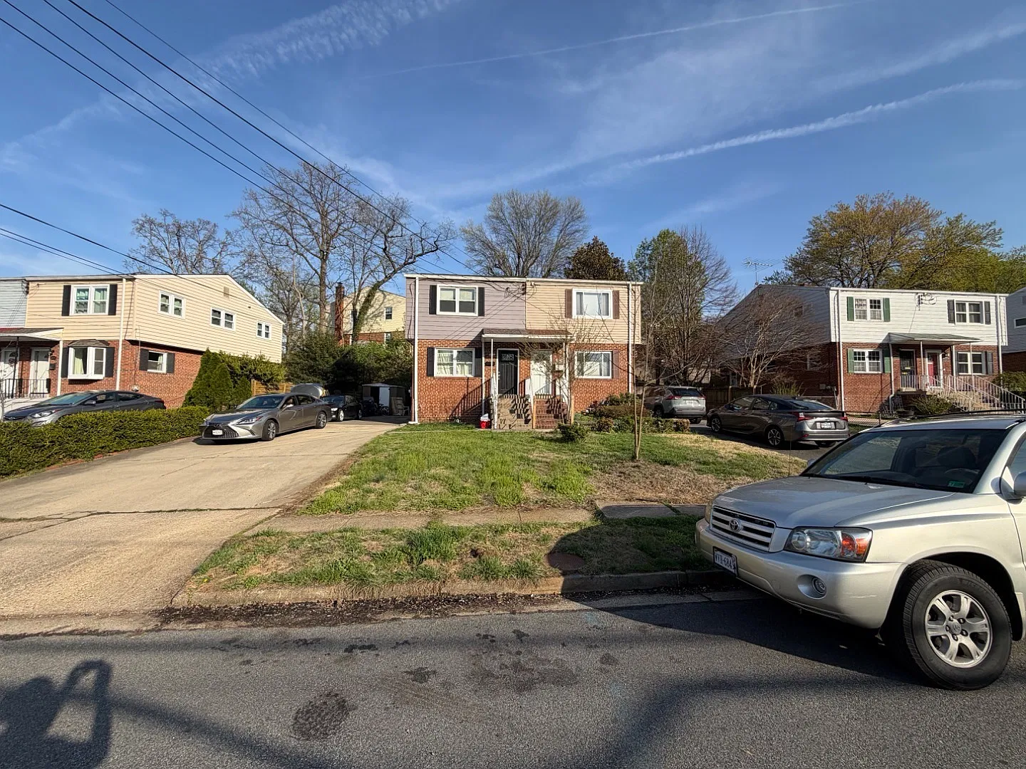 Beautiful Home, Incredible Location, and Just Steps from the Huntington Metro! — Photo 1