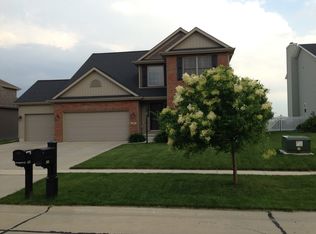 303 Preston St, Savoy, IL 61874