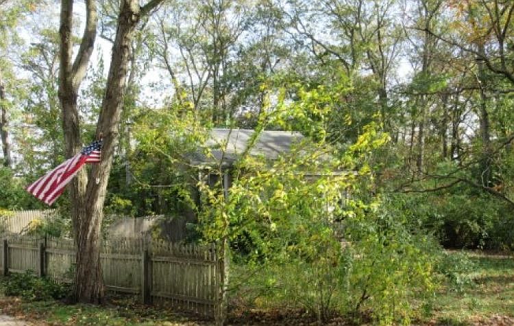 2nd image of 29 Creighton Ave