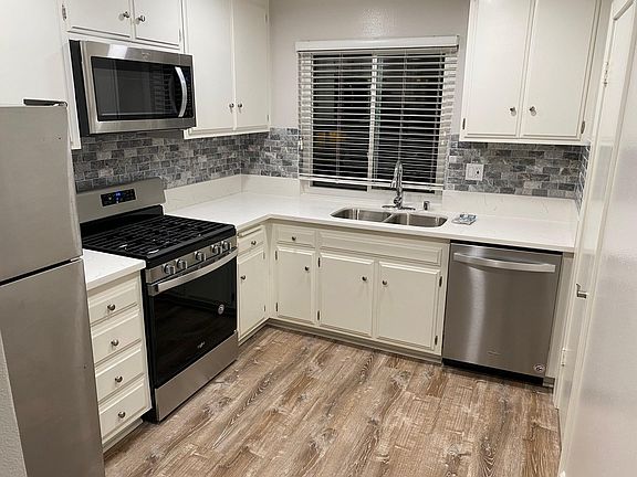 5th image of 31574 Agoura Rd Unit 3