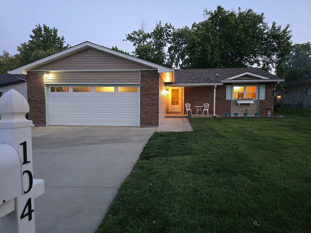 104 Meadow Ln N - Property Image
