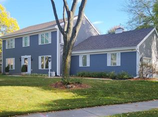 913 Sauk Ridge Trl, Madison, WI 53717