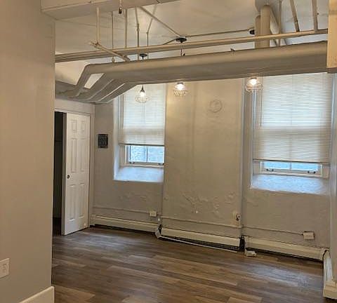 4th image of 230 Rockdale Ave APT 1