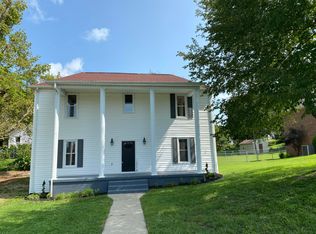 116 S Grandview Ave, Burnside, KY 42519