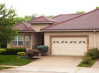 1422 SW Logos Dr, Lees Summit, MO 64081