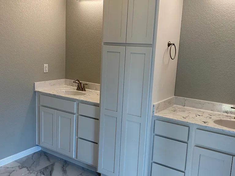 811 Marlow Cv — Photo 16
