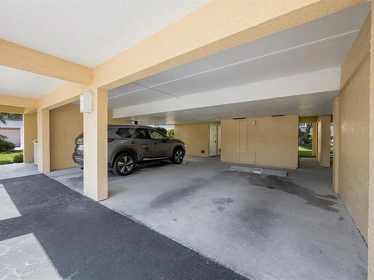 1125 Pinellas Bayway S #305 — Photo 37