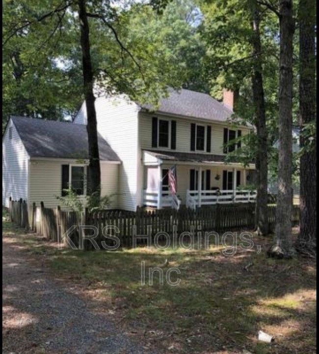 1st image of 4426 Thorncroft Dr