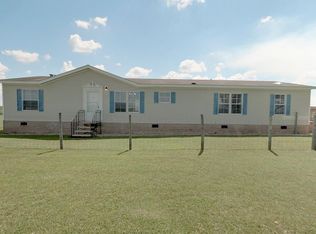 1903 Old Newton Rd, Pelham, GA 31779