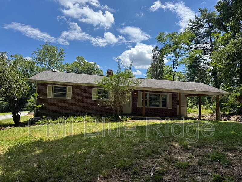 1st image of 707 Rhodes Park Dr