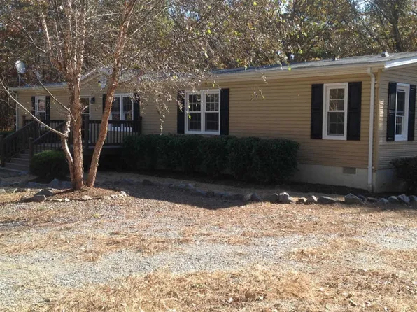 1588 Eastham Rd, Bumpass, VA 23024