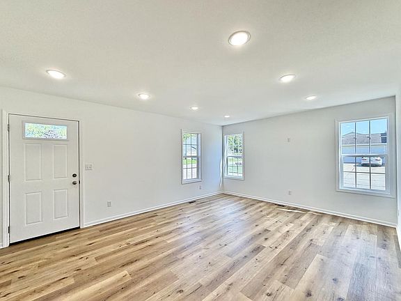 3rd image of 28 N Third STREET