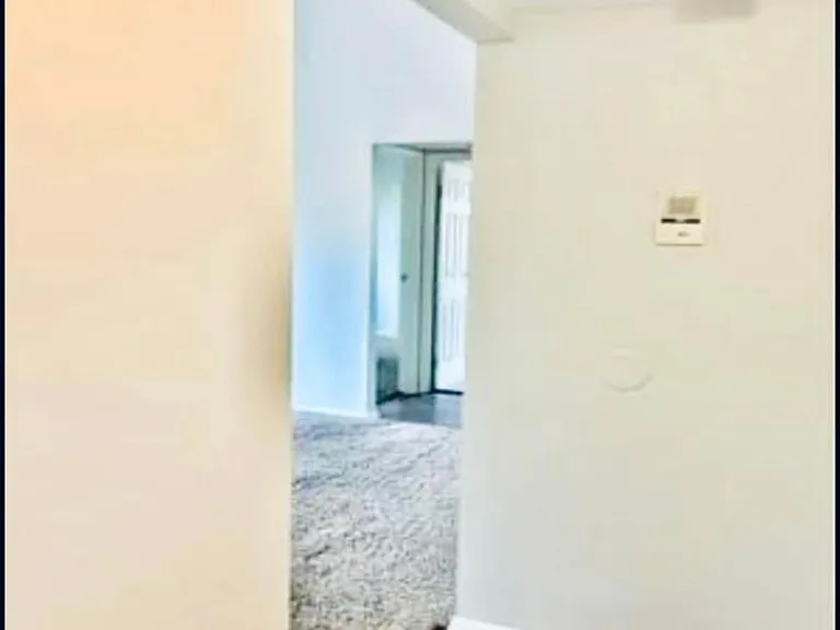 918 Heritage Ct #102 — Photo 8