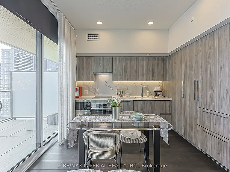 1 Concord Cityplace Way #3510 — Photo 7