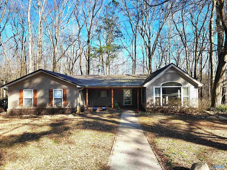 147 Butch Cash Rd — Photo 1