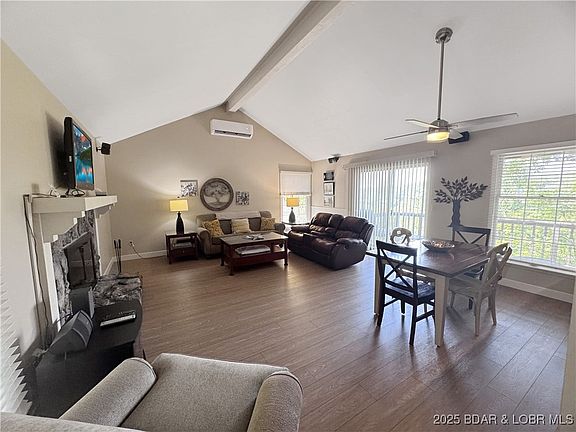 2nd image of 415 Staniel Cay Dr