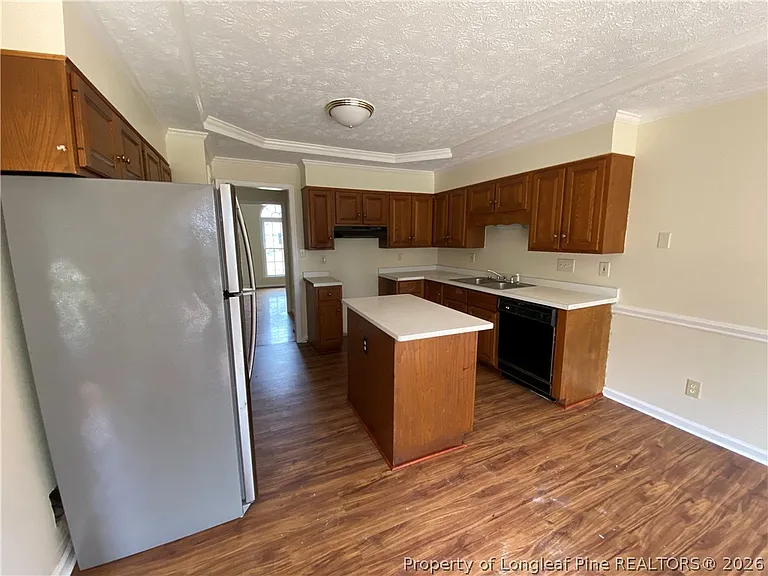 1175 Helmsley Dr — Photo 7