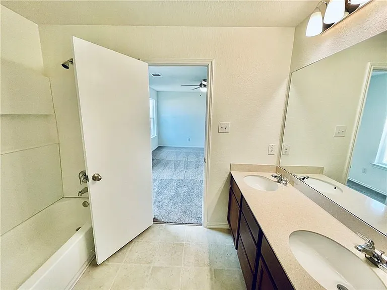 13501 Martha Washington Pl — Photo 18