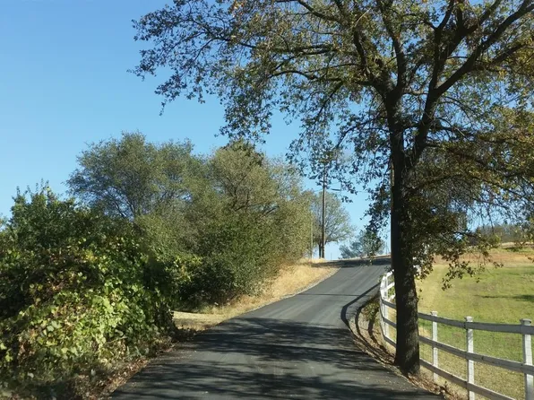 5454 Rolling Hills Ln, Newcastle, CA 95658