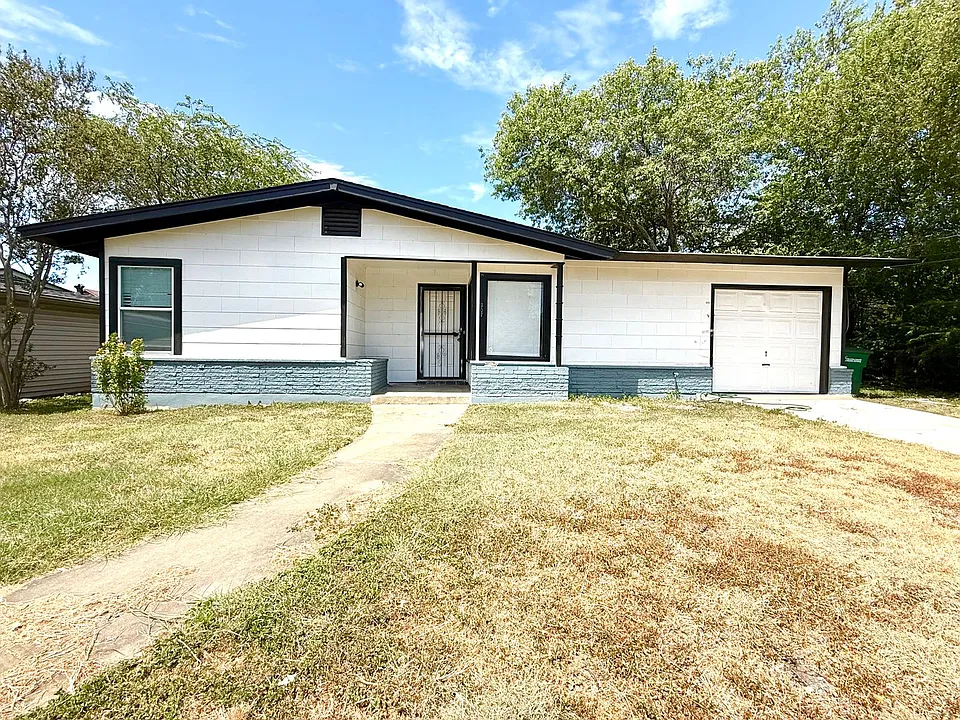 307 Hartline Dr