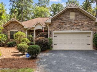 20 Lake Hills Rd, Pinehurst, NC 28374