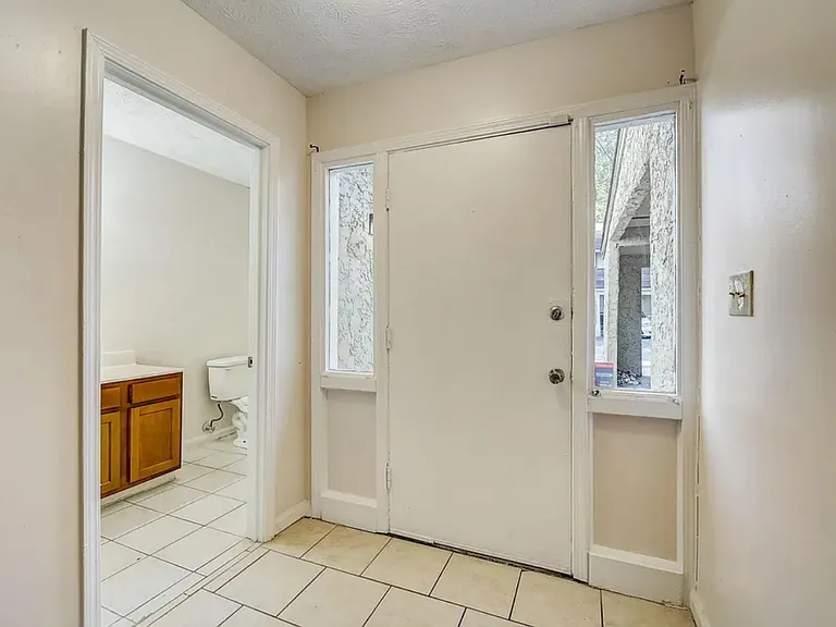 3575 Oakvale Rd #505 — Photo 2