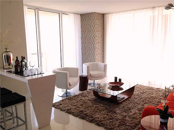 3rd image of 50 Biscayne Blvd APT 4110