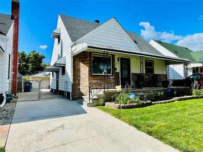 829 Cleveland Ave, Lincoln Park, MI, 48146