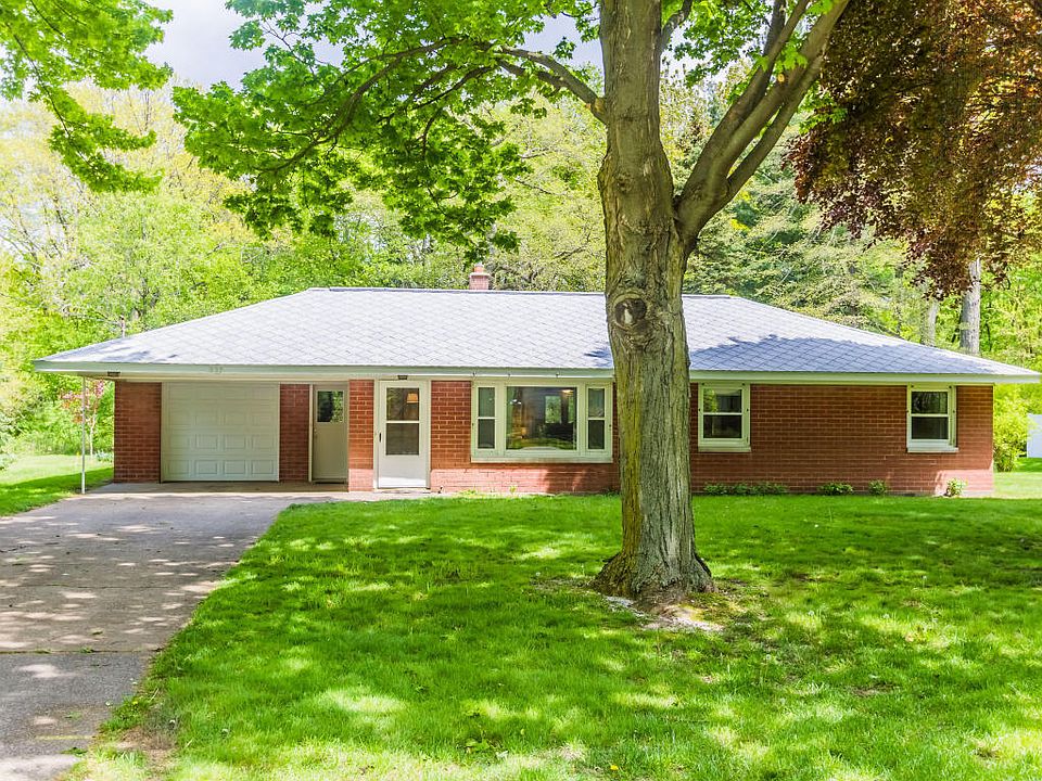 1st image of 837 Oakdale Ct
