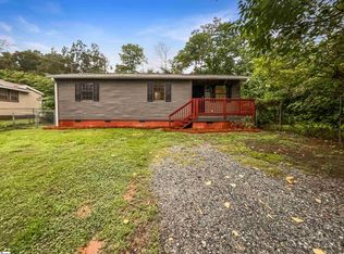 149 Lyles St, Boiling Springs, SC 29316