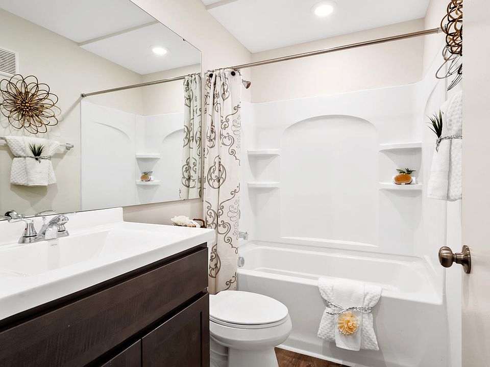 3960 Brittany Cir APT C, Bridgeton, MO 63044 Zillow