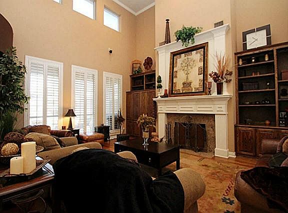 4th image of 2513 Matterhorn Ln