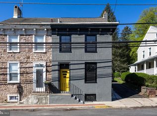 20 N Main St, Spring City, PA 19475