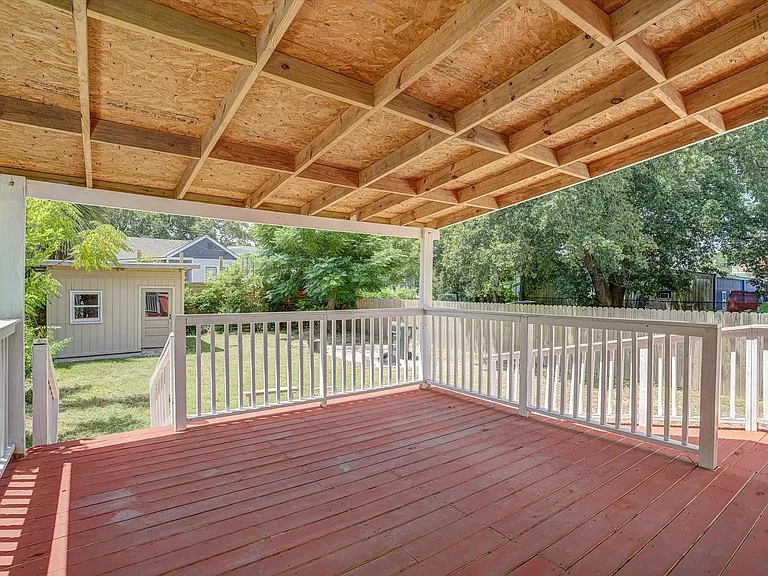 3519 Broadway St — Photo 16