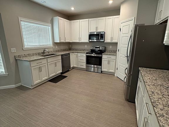 3rd image of 8133 Harmony Way