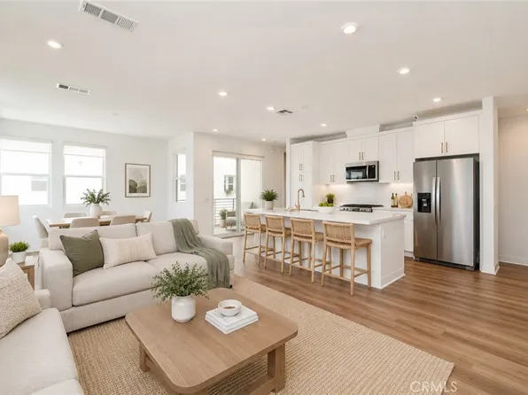 1515 W Bushell St, Anaheim, CA 92805