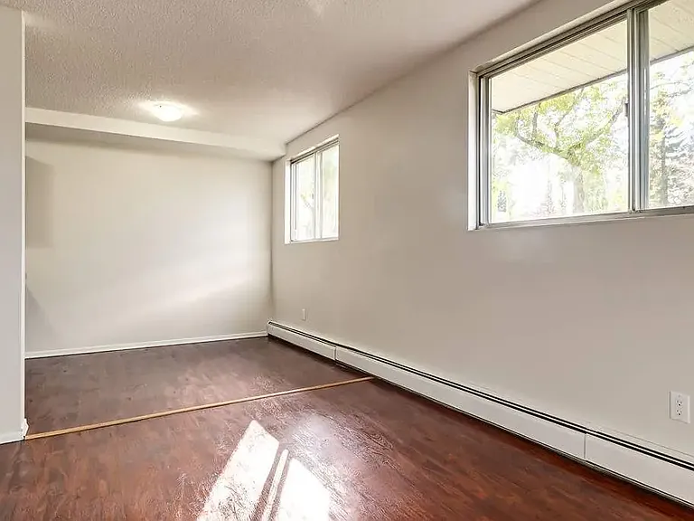 29 Grand Dr #2 — Photo 34