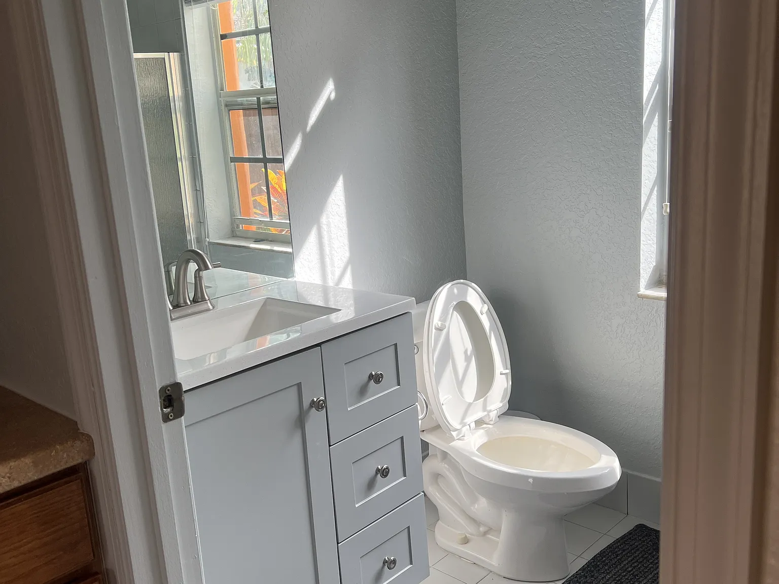 Studio, 400 sqft, $1,800 — Photo 4