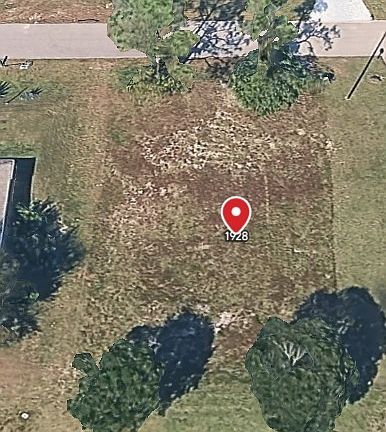 3rd image of 1928 NE 33rd Ter