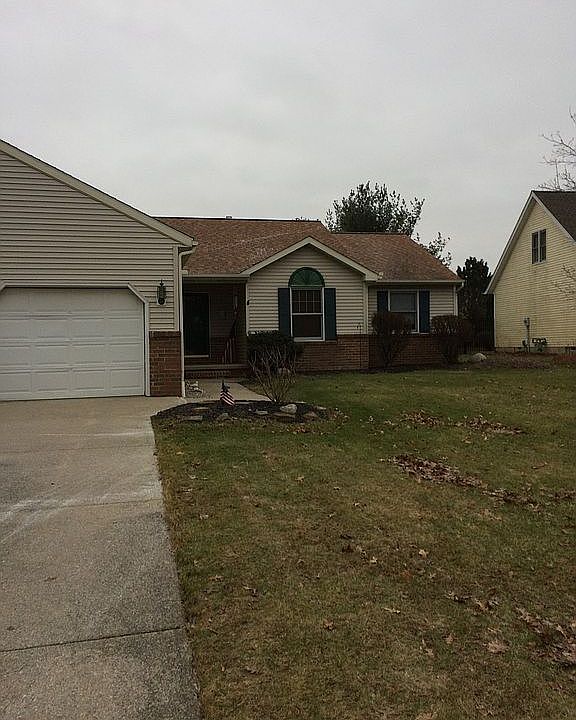 1st image of 740 Kent Cir