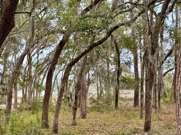 2218 Spanish Ct, Beaufort, SC 29902