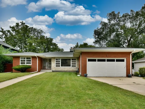 17841 Howe Ave, Homewood, IL 60430