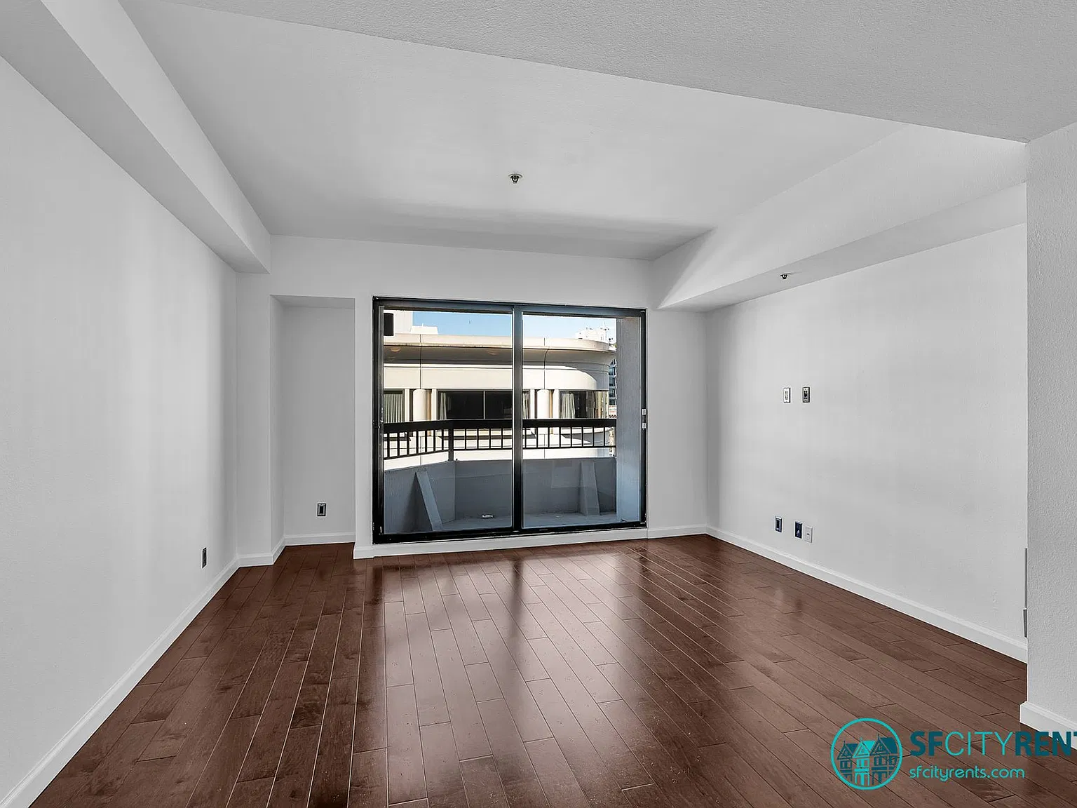 Opera Plaza: Remodeled Condo w/ Private Balcony, Free WiFi, Pool, Gym, & Basketball Court — Photo 4